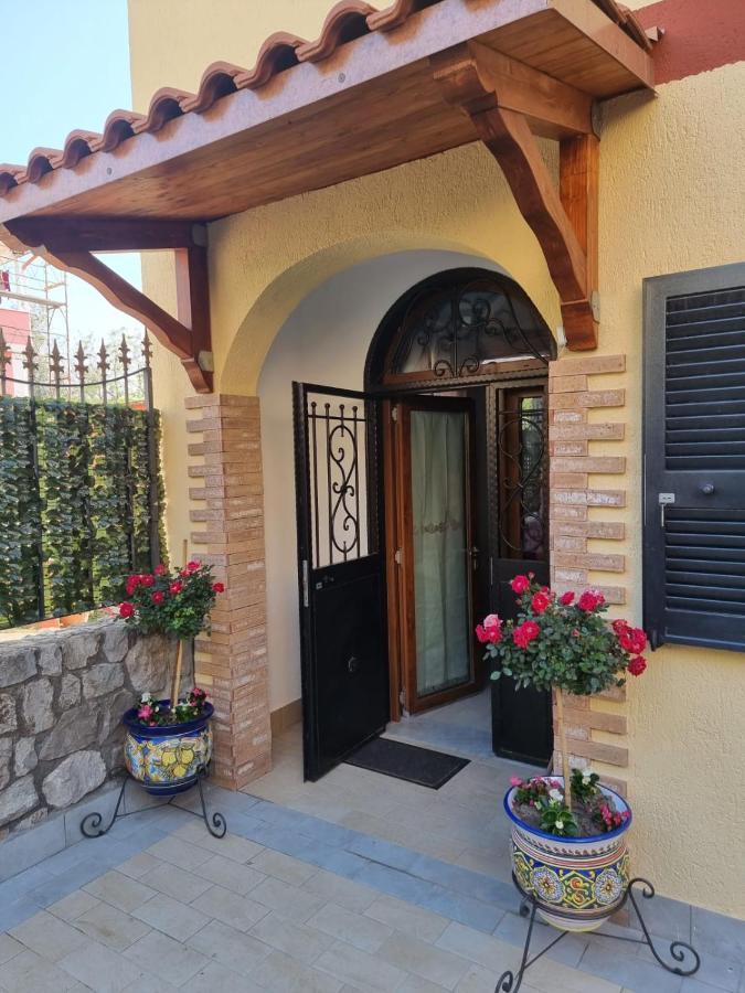Вилла Casa Mariateresa Вико-Экуенсе Экстерьер фото